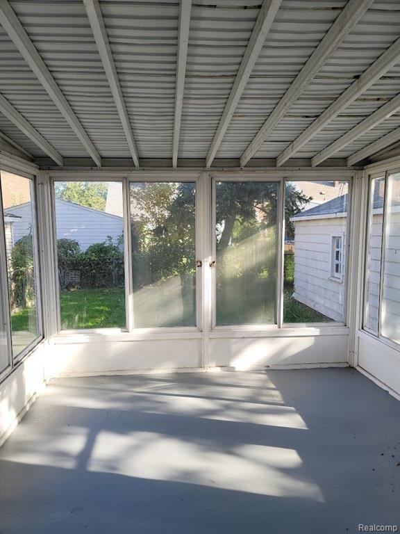 22927 California Street - Photo 2 of 6