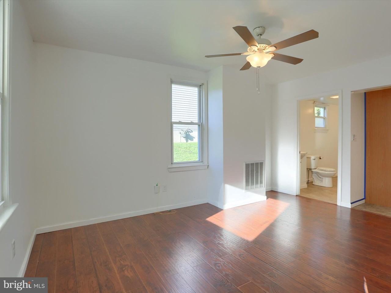 30 E Pine St - Photo 4 of 29