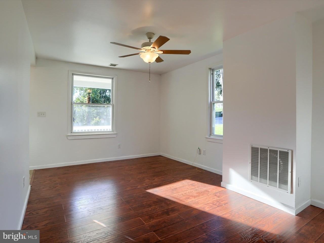 30 E Pine St - Photo 6 of 29