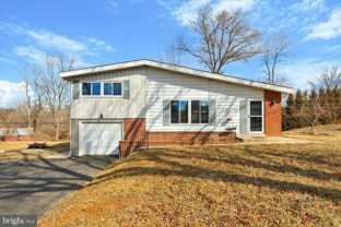 1633 Pulaski Dr - Photo 1 of 1