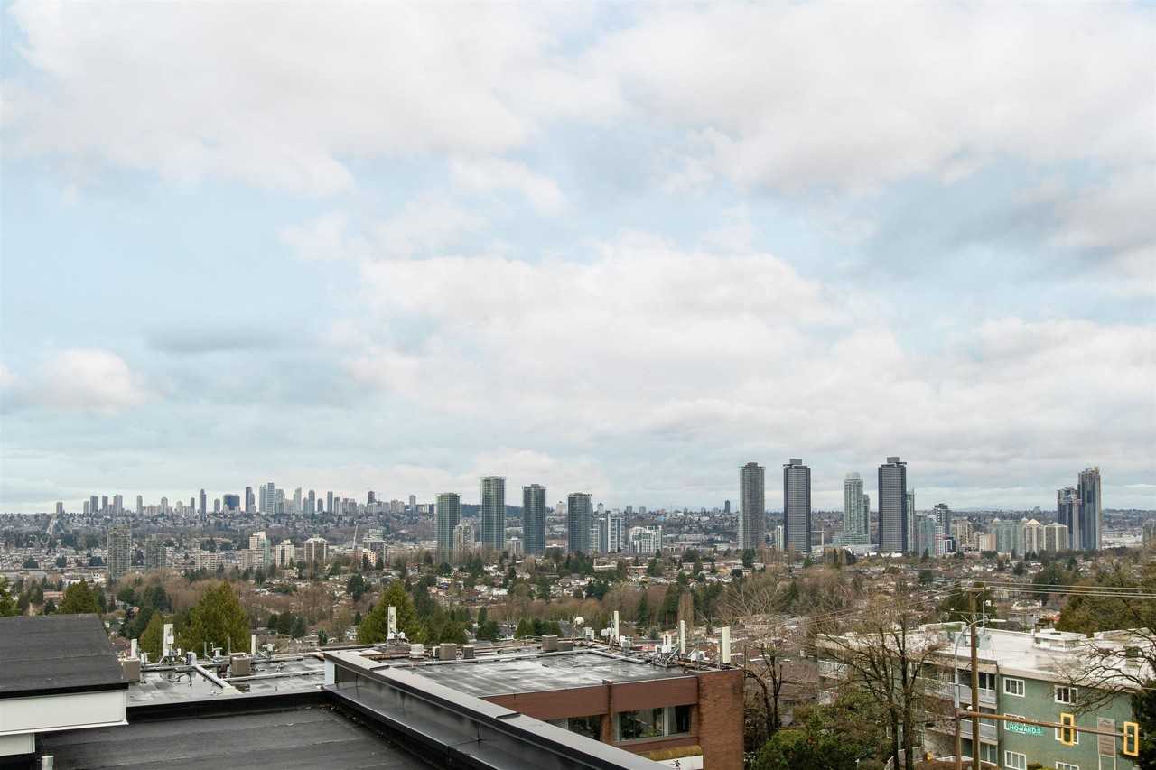 5535 Hastings Street - Photo 5 of 17