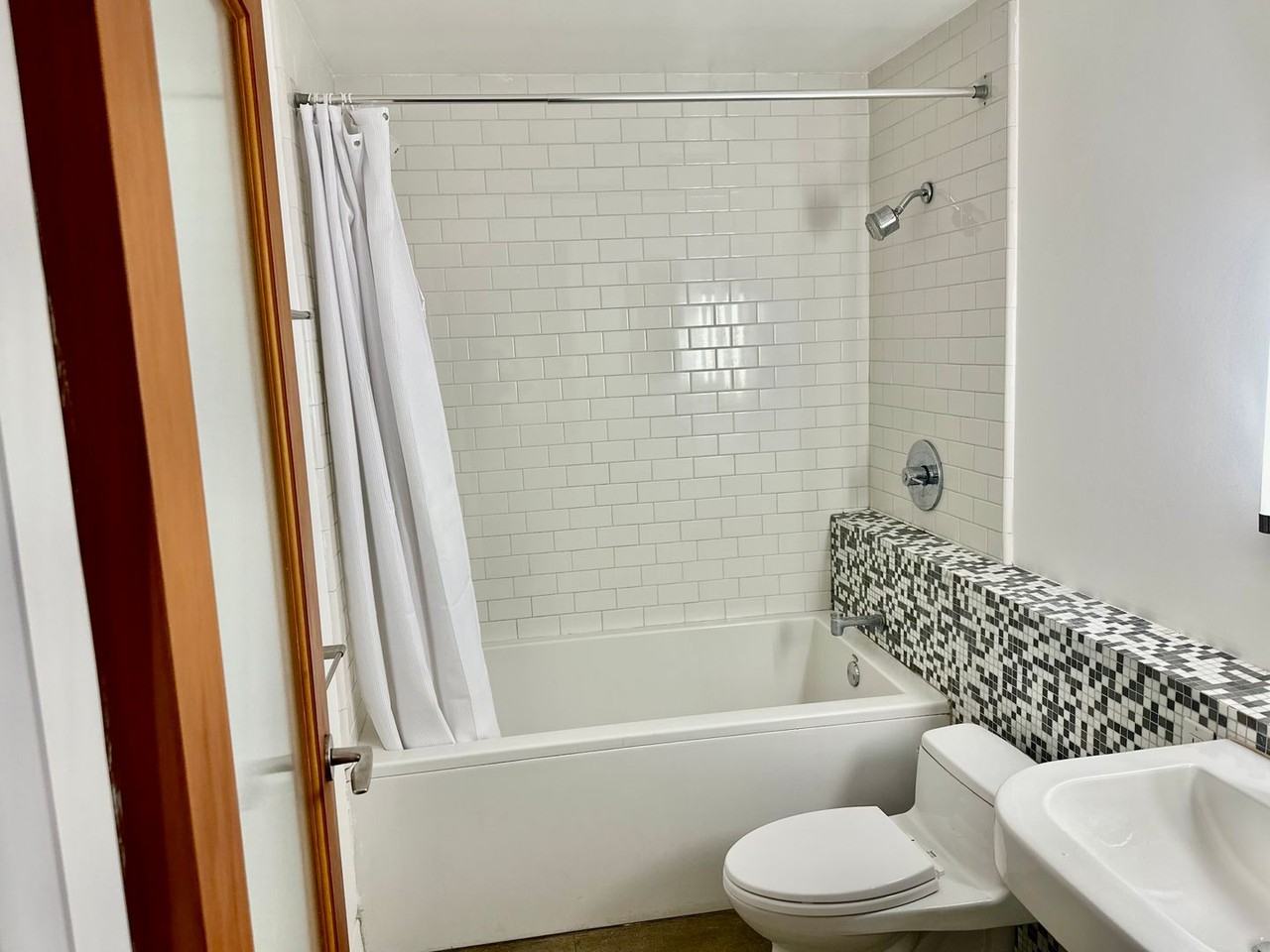 The Judson - Photo 4 of 50