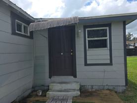 1304 1/2 W Kaley Ave - Photo 1 of 1