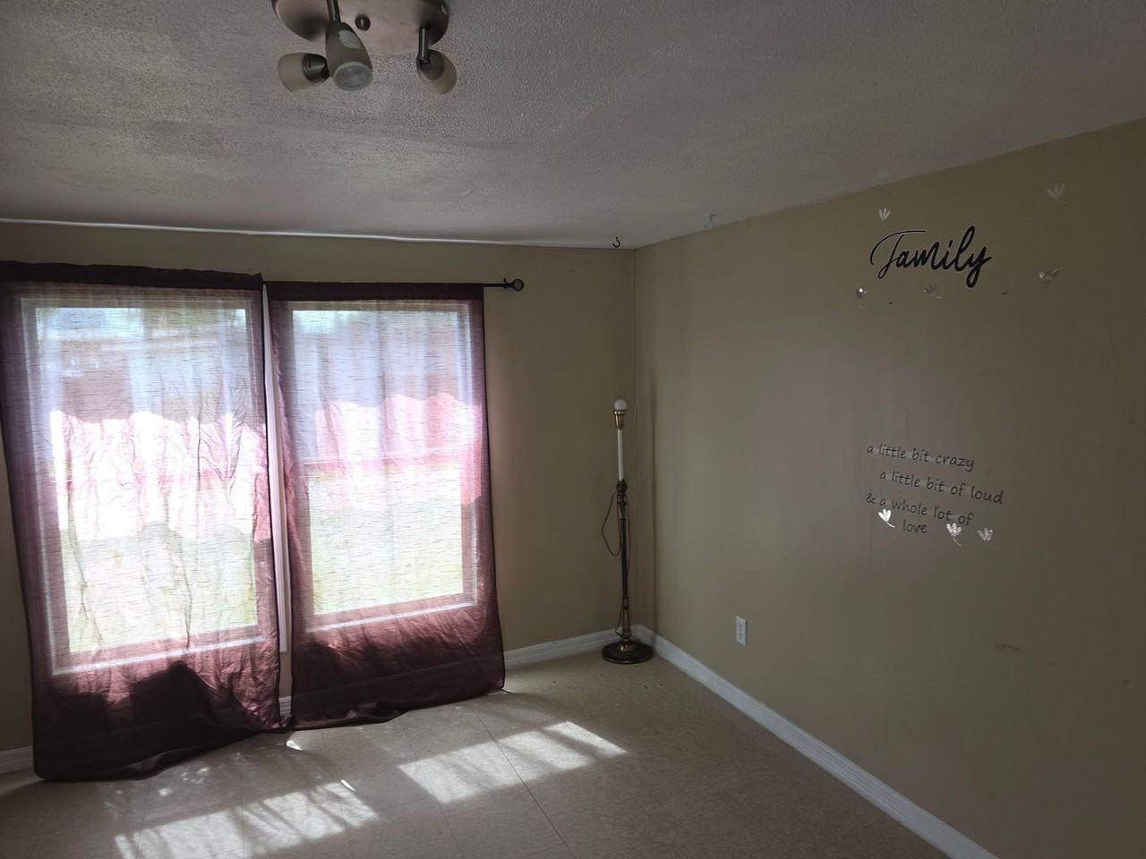 1304 1/2 W Kaley Ave - Photo 7 of 7