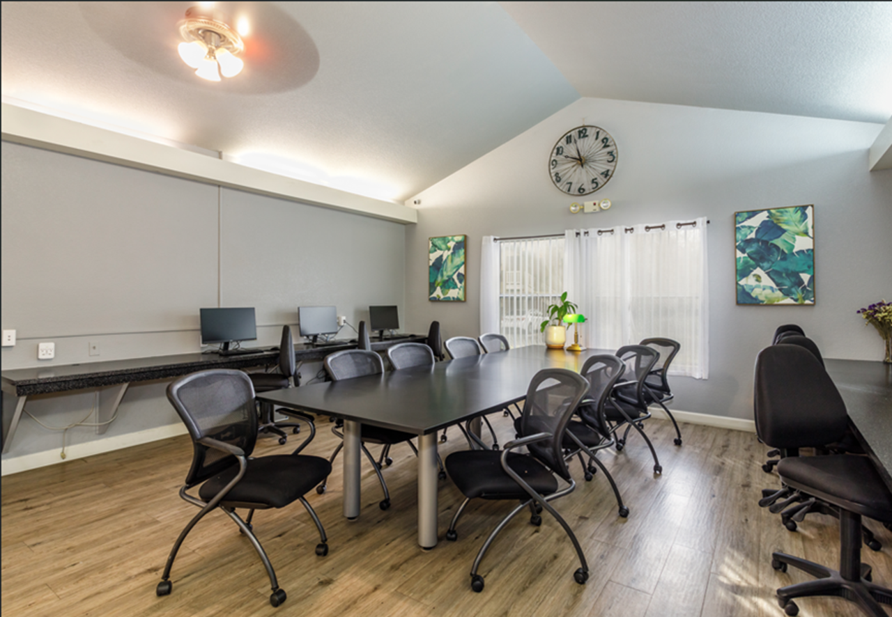 Greystone Apartments & Townhomes - Photo 5 of 50