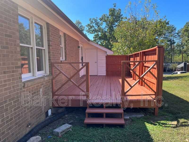 4608 - Photo 7 of 13