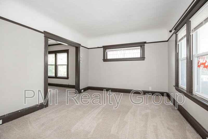 476 E 108th St - Photo 4 of 24