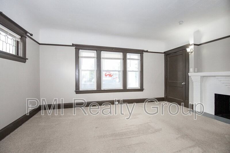 476 E 108th St - Photo 6 of 24