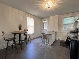 728 Kerr St - Photo 1 of 1