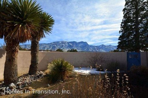 33 Homesteads Rd - Photo 2 of 20