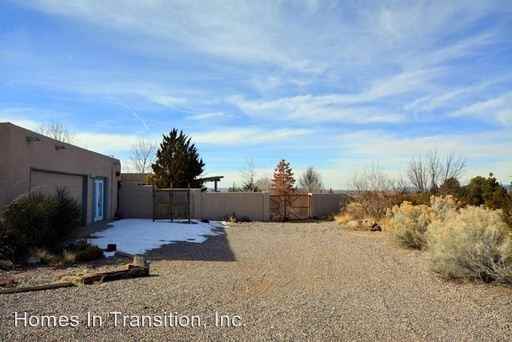 33 Homesteads Rd - Photo 3 of 20