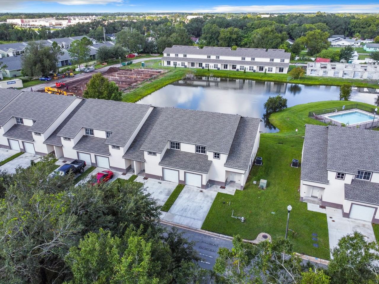 1746 Barton Towne Cir - Photo 7 of 50