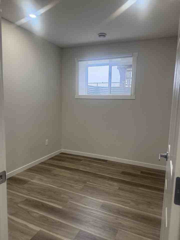 164 Cityline Sq NE - Photo 2 of 12