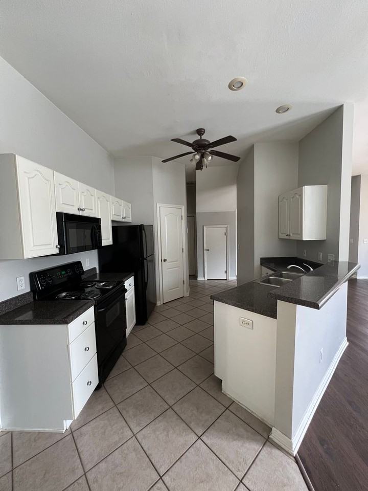 3614 North Tower Circle - Photo 7 of 18