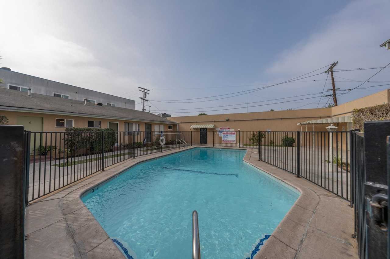 803 Java Ave Inglewood, CA 90301 - Photo 4 of 4