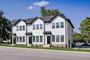 featured image of 309 E 3rd St