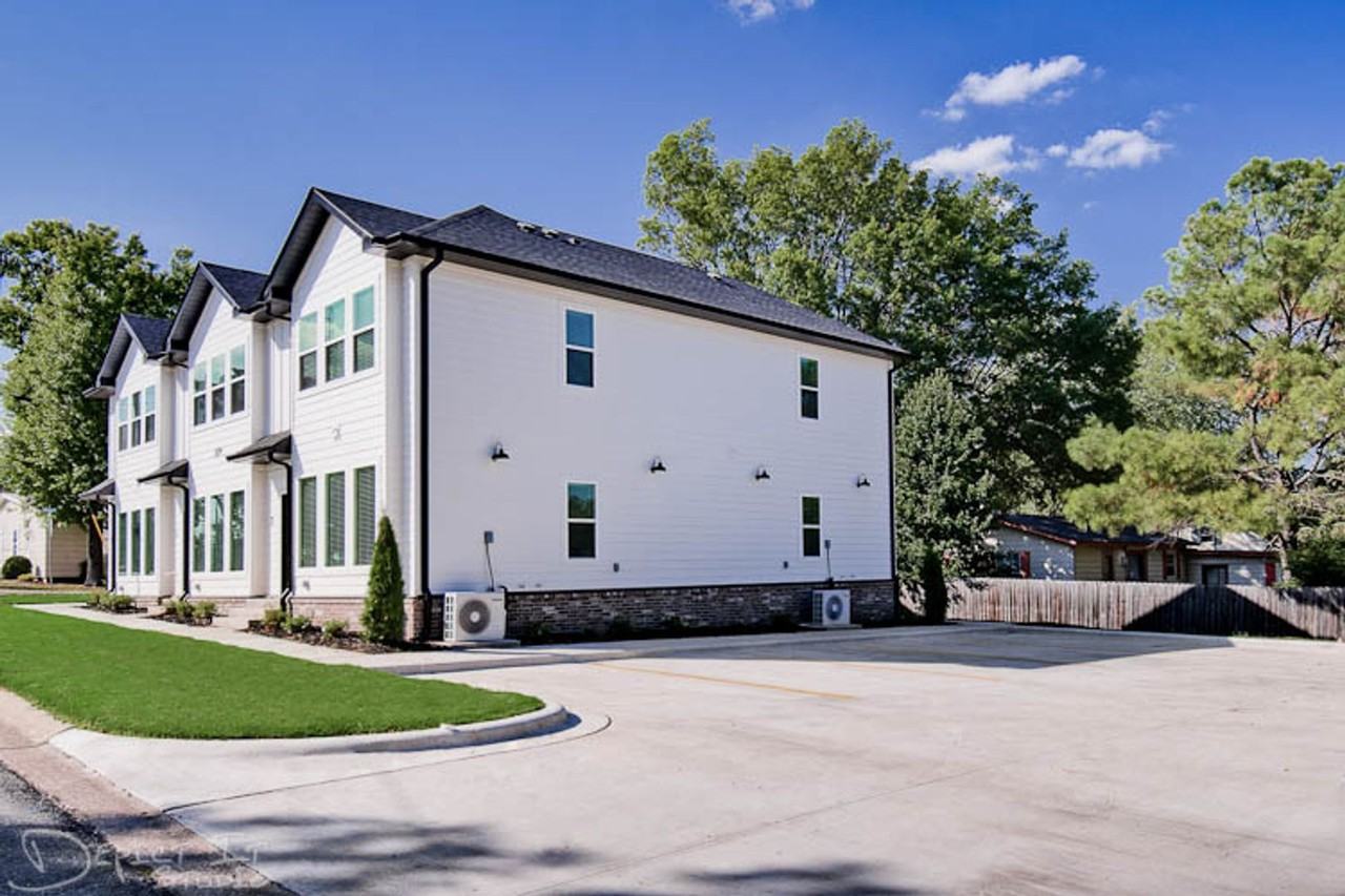 Mountain Home - Photo 3 of 18