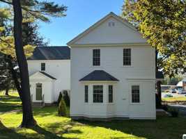 featured image of 68 Kemble St