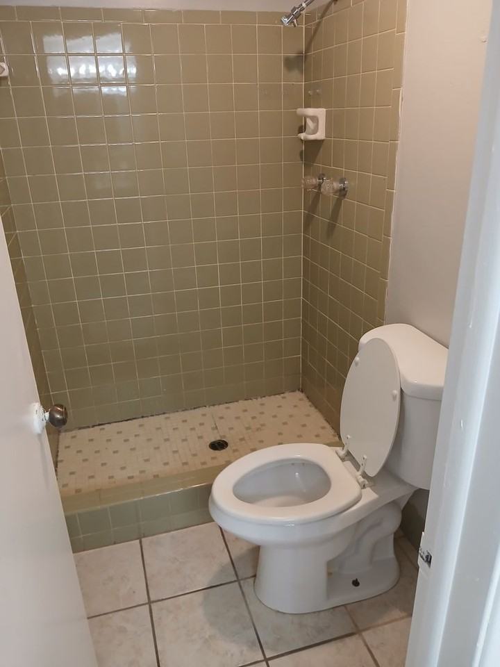 6447 Eric Dr - Photo 4 of 20