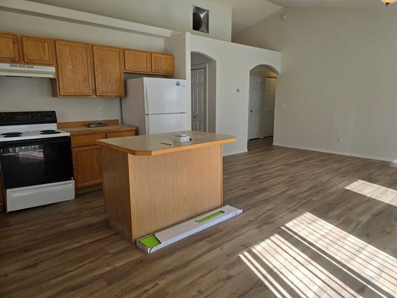 2854 Deaun Avenue - Photo 6 of 17