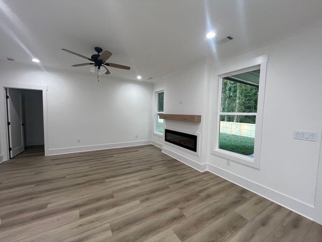 832 Post Oak Cir - Photo 3 of 6