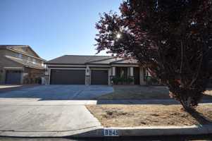 featured image of 8945 Honeysuckle Ave