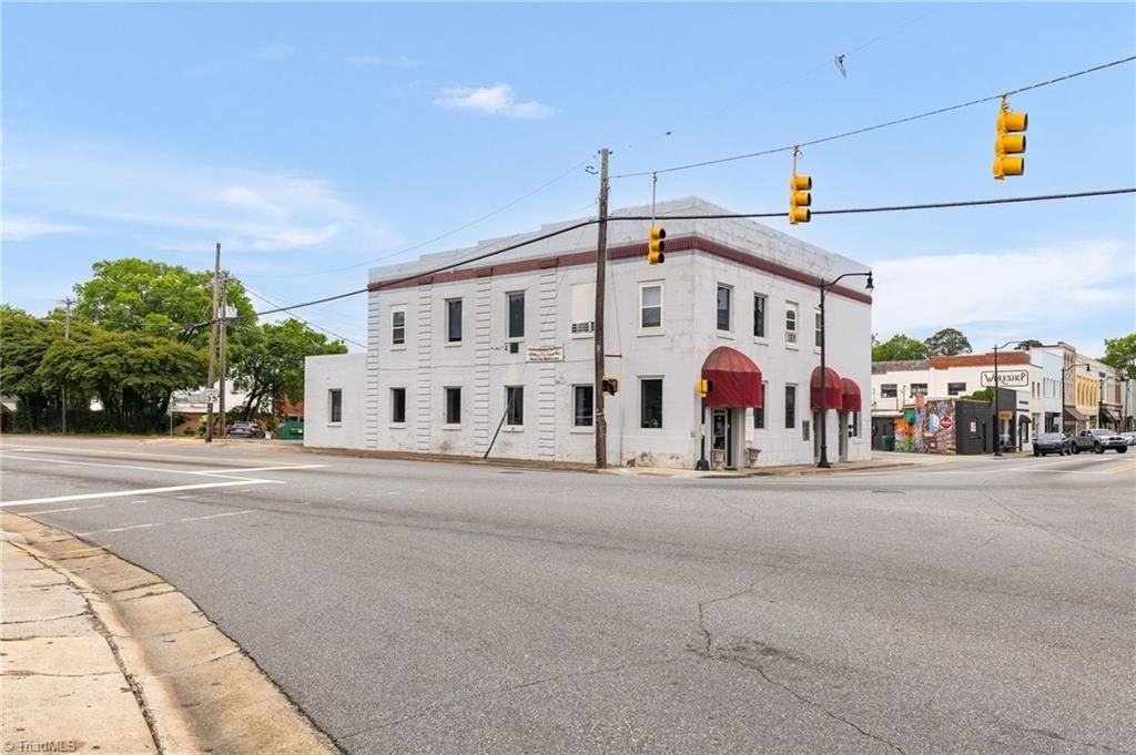 600 Washington St - Photo 2 of 3