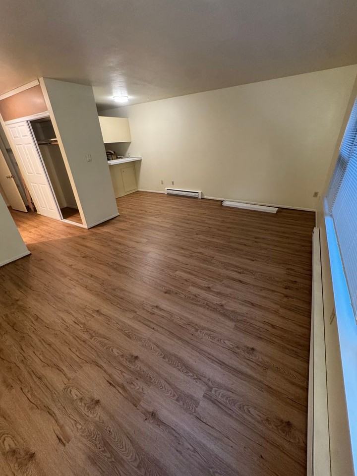 Avante Apartments - Photo 4 of 14