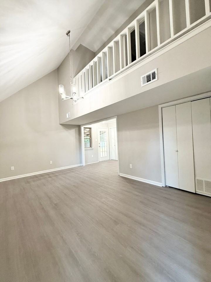 92 Sycamore Cir - Photo 6 of 22