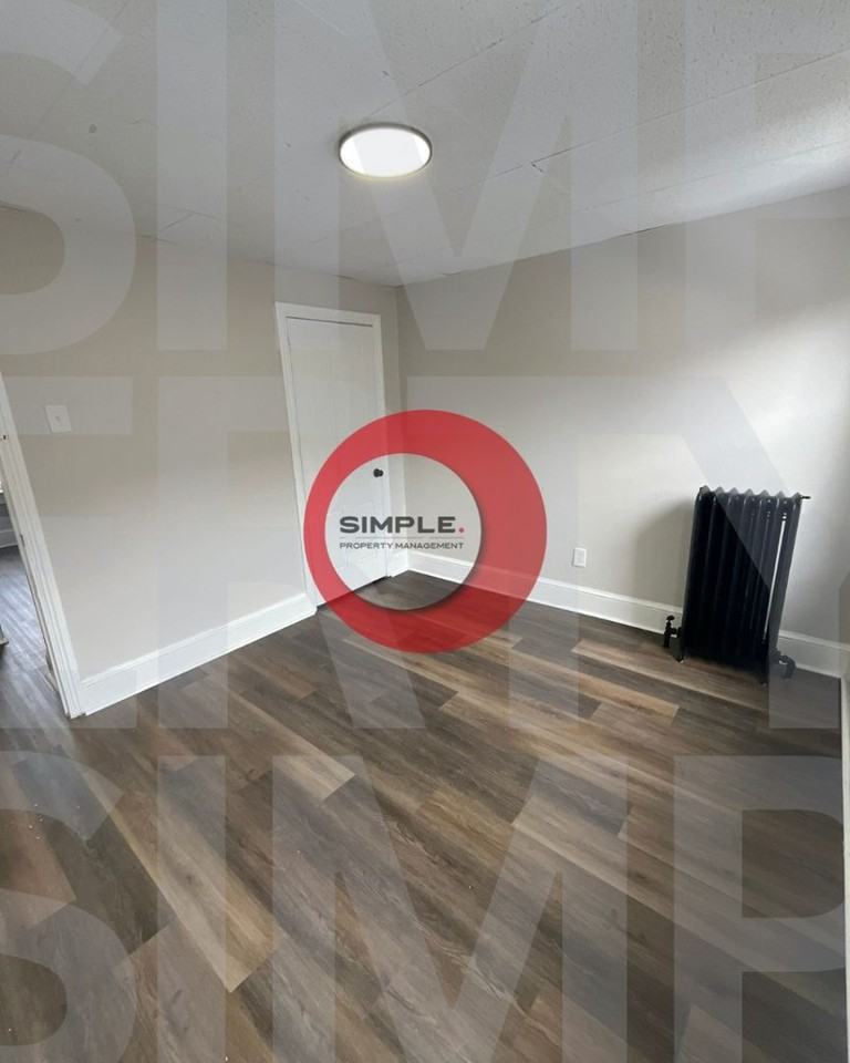 1435 Cotton St - Photo 2 of 10