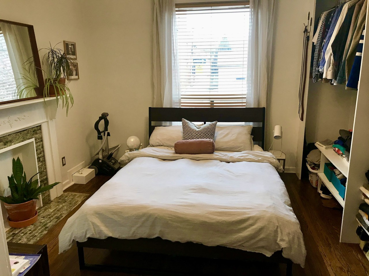 103 Beaconsfield Avenue #2nd Floor - Photo 5 of 7