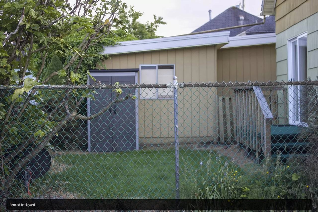 911 1/2 Soule Avenue - Photo 4 of 36