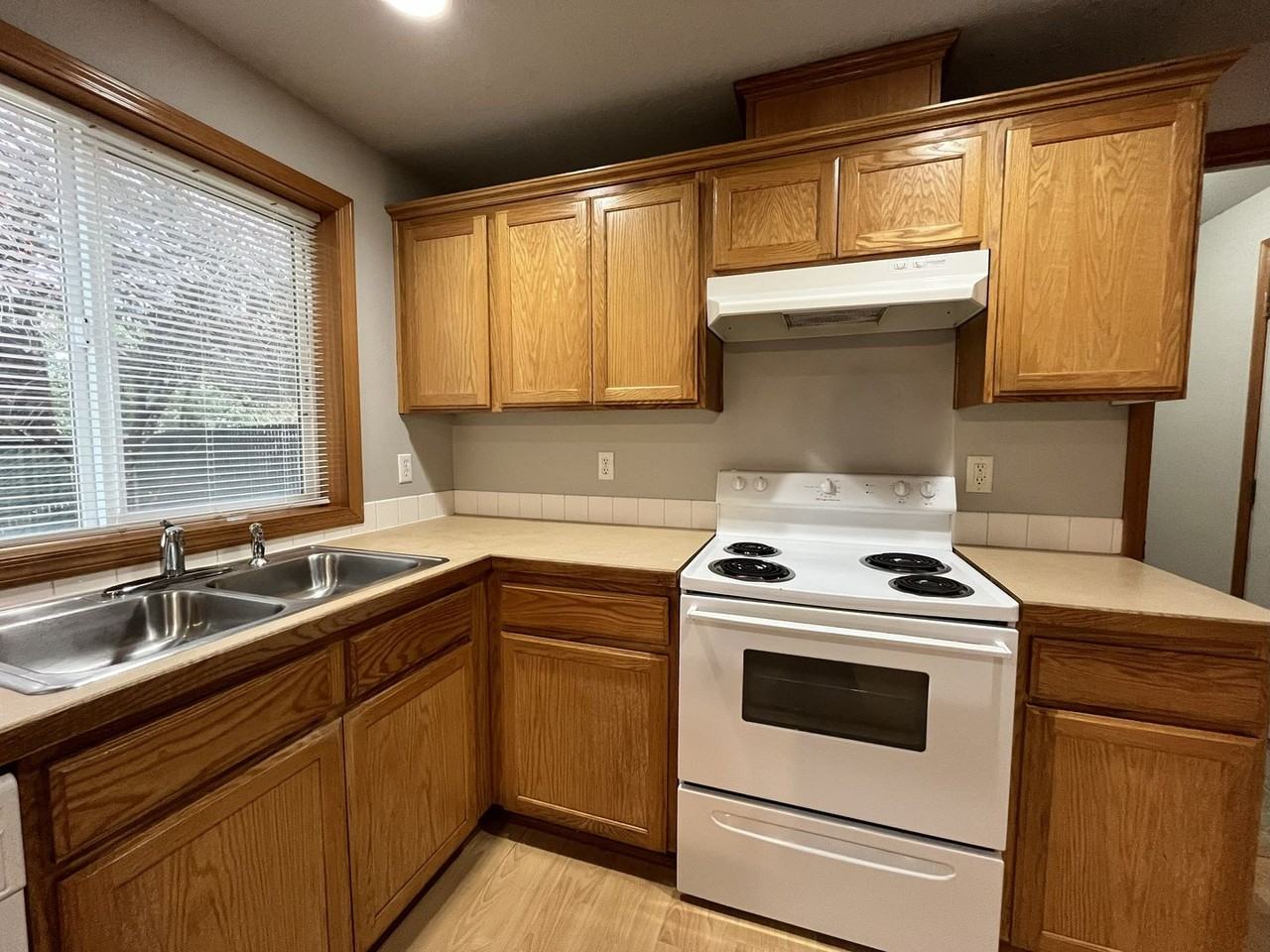 3810 Se 117th Pl - Photo 7 of 40