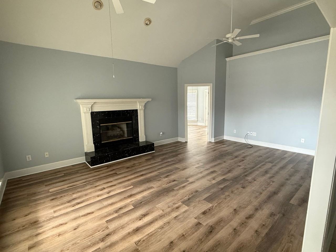 8408 Fiddlestick Way - Photo 3 of 15