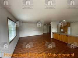 featured image of 960 Monmouth Ave N