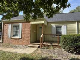 featured image of 121 Donnelly Dr