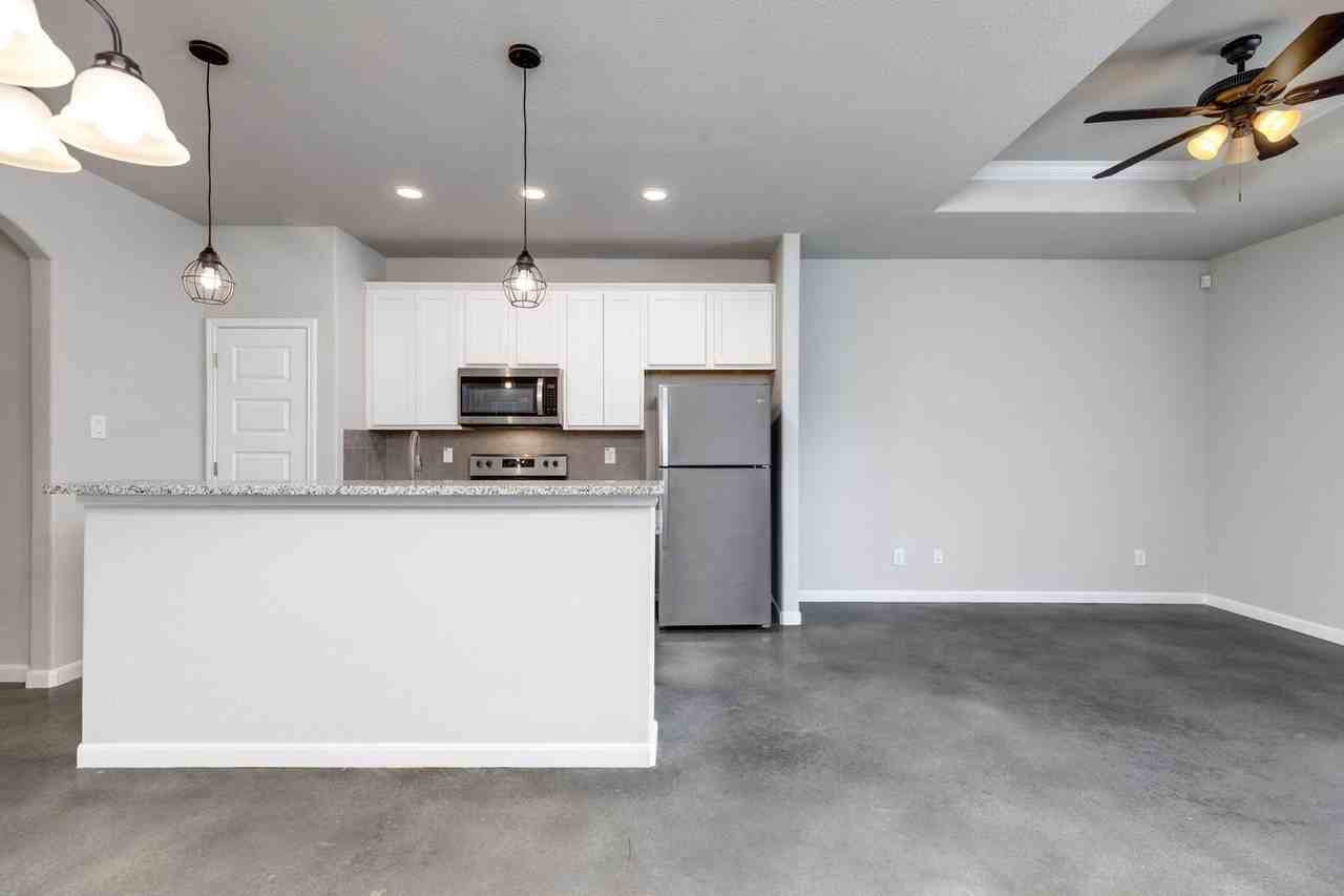 938 938 Country Club Dr - 938 Country Club Dr #B - Photo 2 of 28