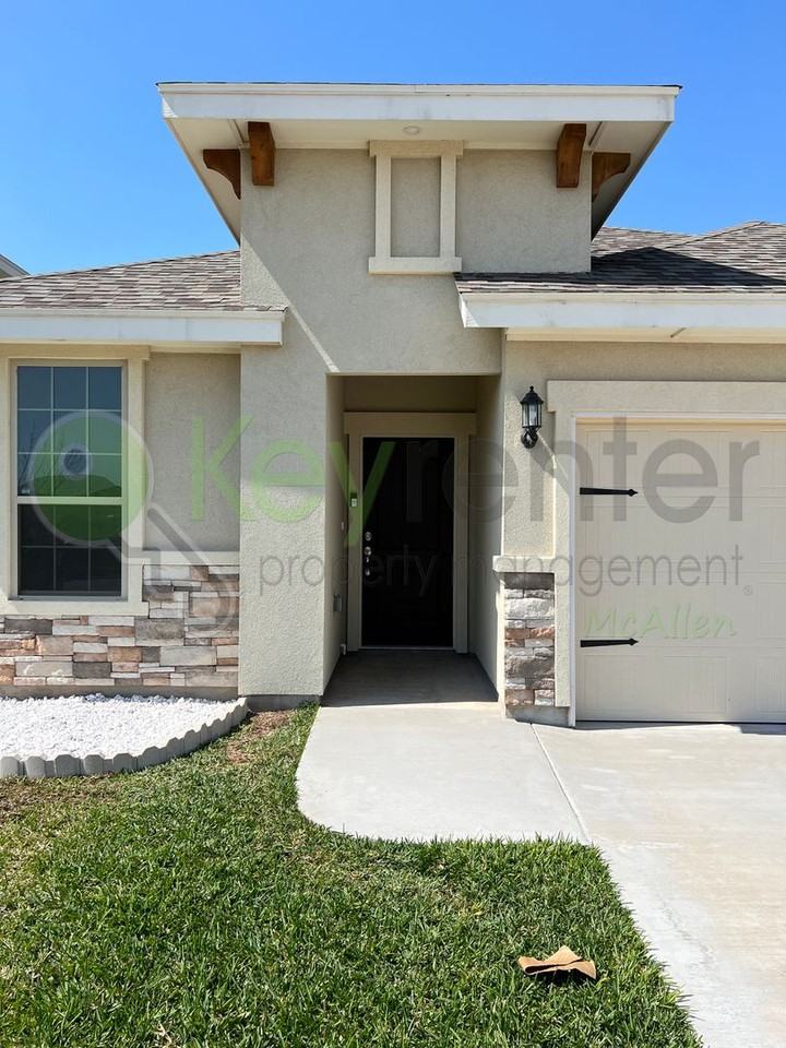 506 Paseo De La Tranquilidad - Photo 3 of 36