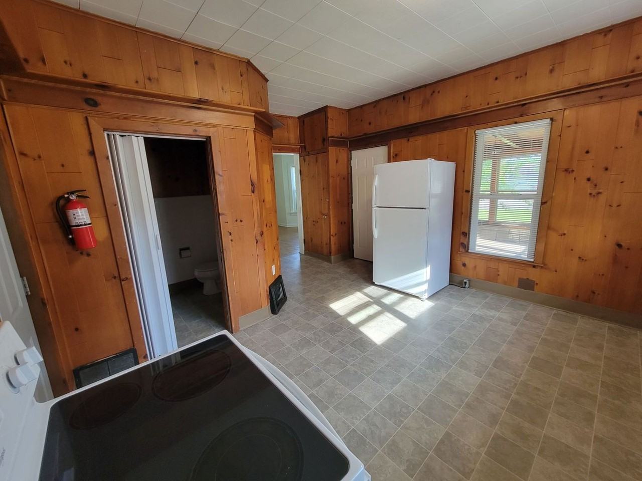 105 Seymour St - Photo 3 of 23