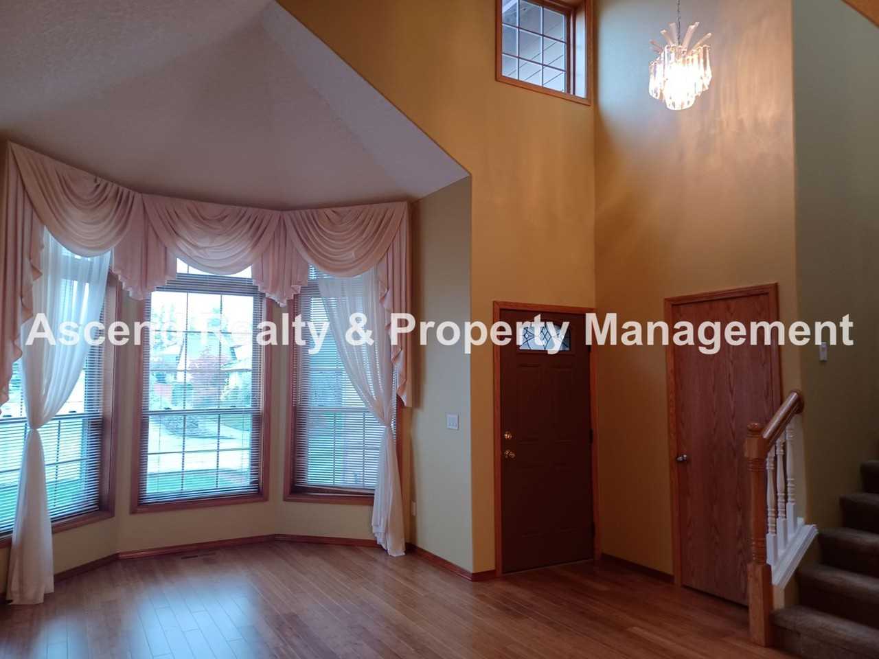 603 Sw 27th Way - Photo 2 of 22