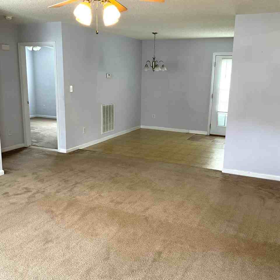 2176 Samanthas Wls - Photo 4 of 24