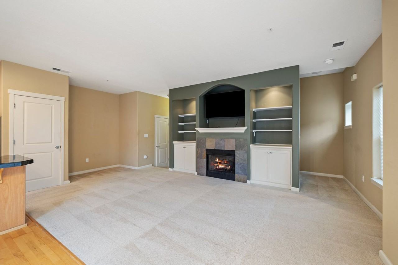 1150 Sw 170th Ave - Photo 7 of 30