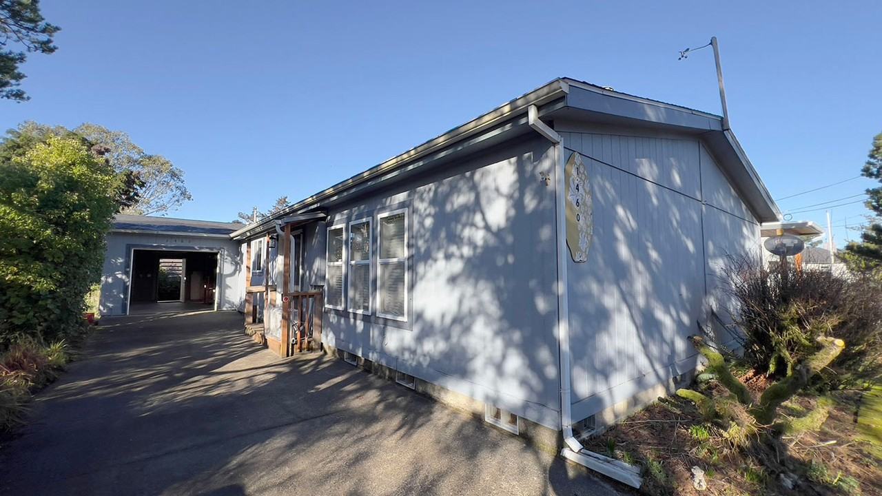 1460 South Columbia Street - Photo 2 of 30