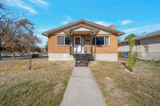 1480 W Gillespie Ave - Photo 1 of 1