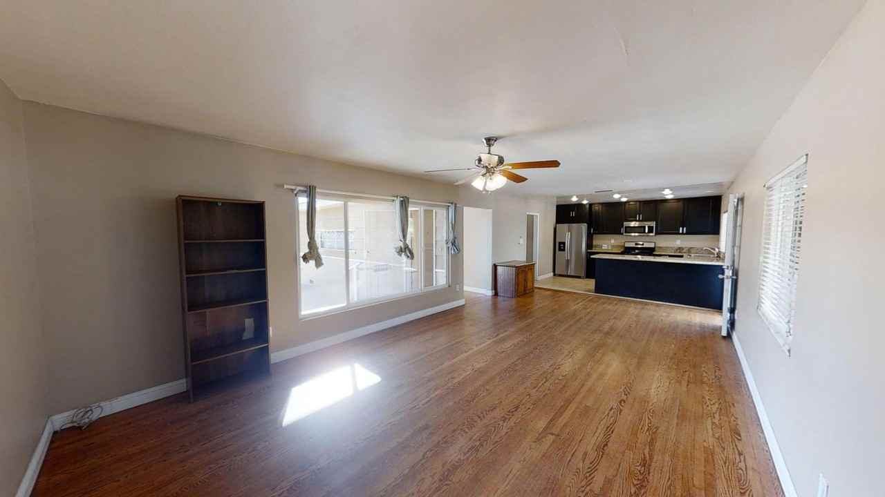 5339 W Falls View Dr - Photo 5 of 24