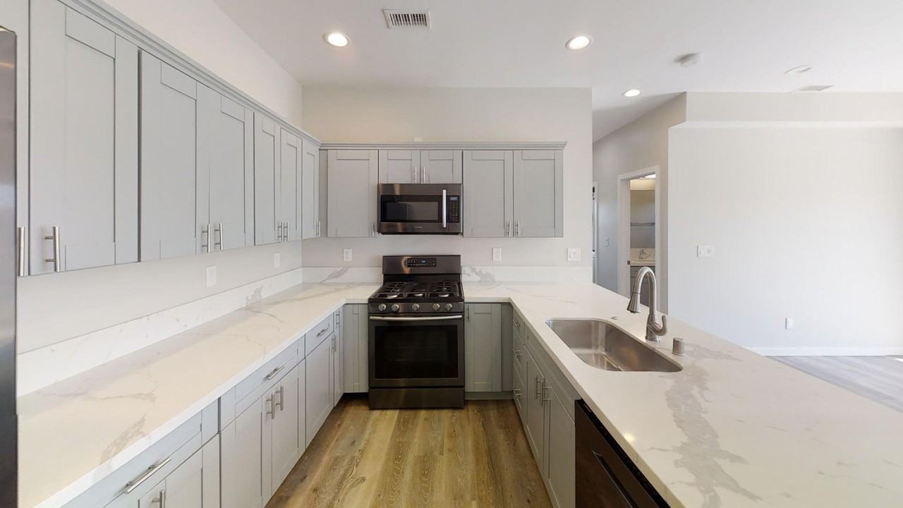 5327 E Falls View Dr - Photo 6 of 14