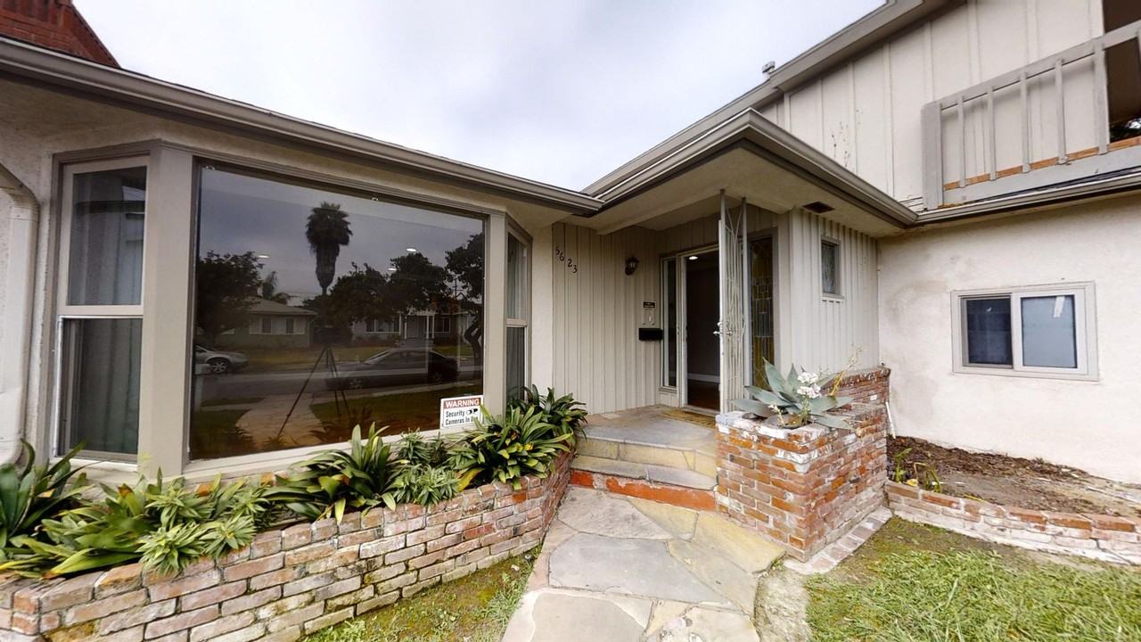 5623 Dorothy Dr - Photo 2 of 22