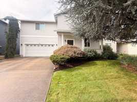 featured image of 1385 Glacier View St Se