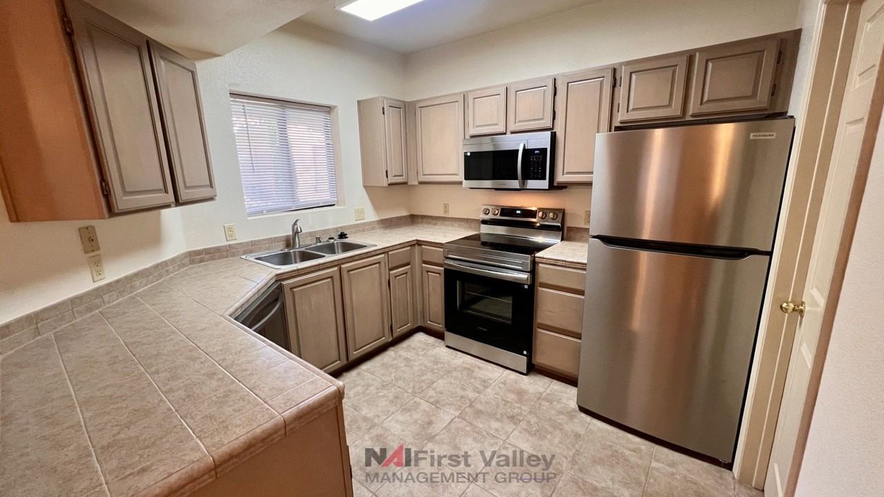 3650 Morning Star Dr - Photo 5 of 17