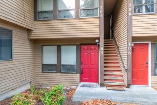 1101 Sw Harrier Cir #105 - Photo 1 of 1
